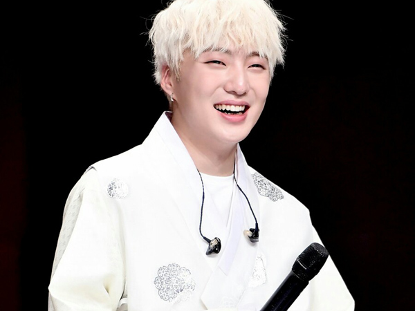 Insiden Celana Melorot Seungyoon WINNER Ini Justru Bikin Ketawa Fans