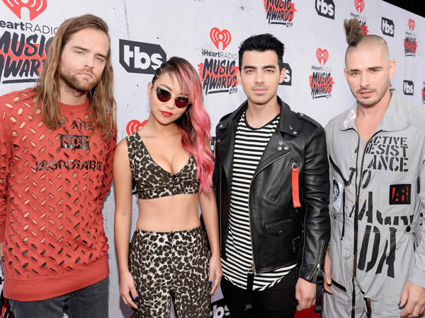 Gelar Show Premier, DNCE Rilis Lagu Terbarunya ‘Body Moves’