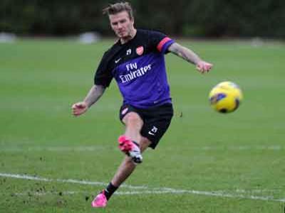 Sepatu Pink Beckham Bukan Untuk Sensasi