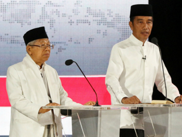 Ketika Jokowi Tanya Prabowo Soal 'Mobile Legend' dalam Debat Pilpres Kelima