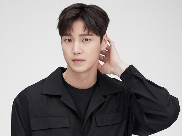 Lee Tae Hwan Sampaikan Pesan Pada Penggemar Sebelum Masuk Wamil