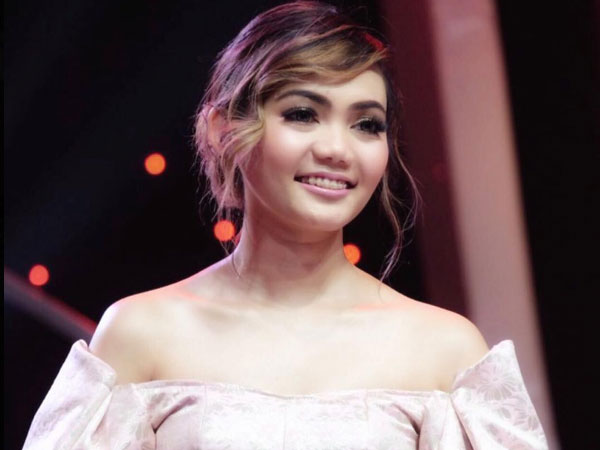 Viral, Rabbani Berikan Kerudung Gratis Buat Rina Nose Tuai Kritikan Netizen