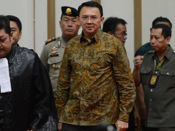 Disangkakan Pasal Ini Jadi Bukti Ahok Tak Melakukan Penistaan Agama?