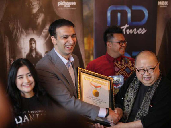 Tembus 1 Juta Penonton, 5 Bangku Kosong Jadi 'Saksi' Penerimaan Rekor MURI Film 'Danur'