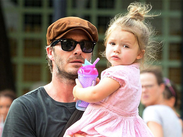 Gemas, Intip Gaya Harper Beckham Saat Menunggang Kuda