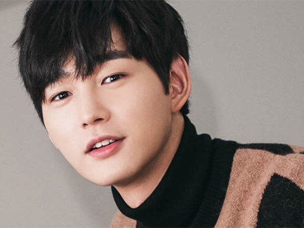 Aktor Lee Won Geun Siap Mulai Wajib Militer Bulan Depan