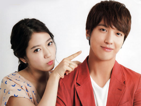 Park Shin Hye Kejutkan Jung Yonghwa di Reality Show Barunya!