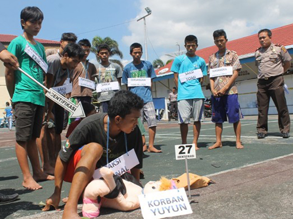 Masih Remaja, Tujuh Pemerkosa dan Pembunuh Yuyun Hanya Dituntut 10 Tahun Penjara