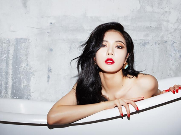 Terlihat Lebih Seksi, HyunA 4minute Operasi Payudara?