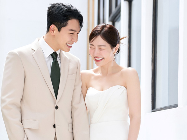 Lady Jane dan Lim Hyun Tae Eks BIGFLO Rilis Foto Pre-Wedding Romantis