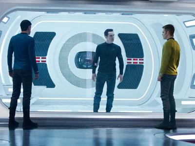 Star Trek Into Darkness Dinobatkan Film Terburuk oleh Fans