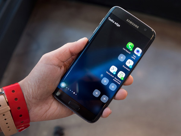 Mirip Siri di iPhone, Samsung Galaxy S8 Bakal Dilengkapi Asisten Digital Sendiri