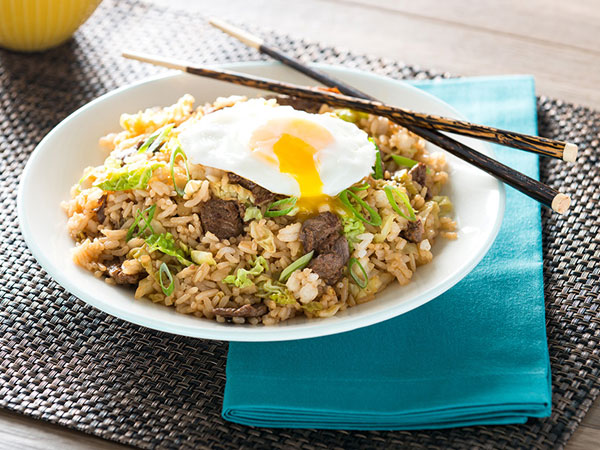 Bingung Menu Sarapan Hari Ini? Yuk Buat Nasi Goreng Simple A la Korea