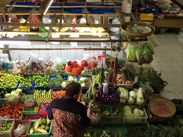 Pasar Santa Booming Di Kalangan Anak Muda, Pedagang Tradisionalnya Digusur!