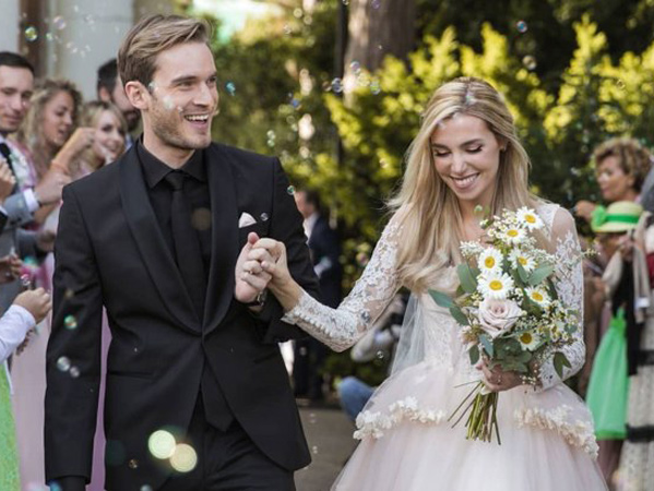 Dari Penggemar Jadi Suami-Istri, Begini Perjalanan Cinta Youtuber PewDiePie dan Marzia Bisognin