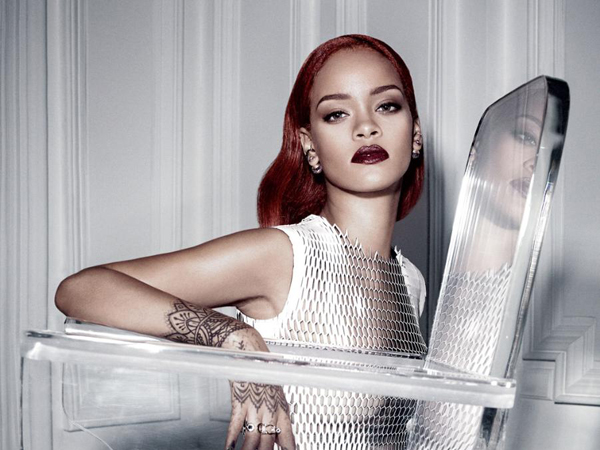 Sebelum Rilis Album, Rihanna Minta Lagunya 'Dikritik' oleh Anak Kecil