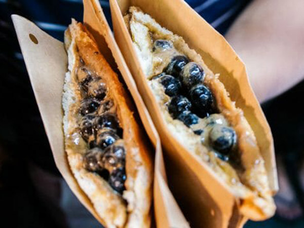 Bukan Cuma Minuman, Roti Bakar Isi Boba Tengah Jadi Tren di Negeri Tetangga