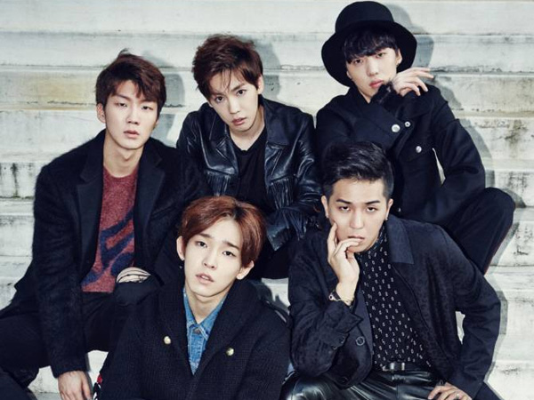 WINNER Tampilkan Gaya 'Chic' dan 'Flower Boy' untuk Pemotretan Spesial 22 Tahun ELLE Korea