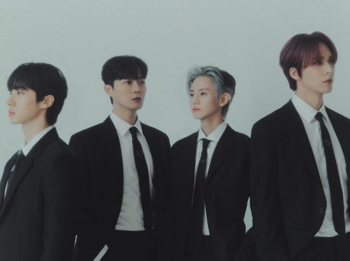 Highlight Gambarkan Perasaan Kesepian dalam MV 'Alone'