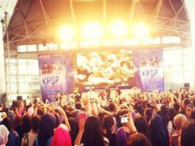 Serunya KpopVaganza ComMEnity di Gandaria City!