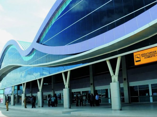Presiden Jokowi Bangga 'Pamer' Deretan Bandara Cantik di Papua