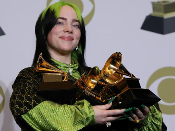 Billie Eilish Borong Piala Grammy Awards 2020, Ariana Grande Pulang dengan Tangan Kosong