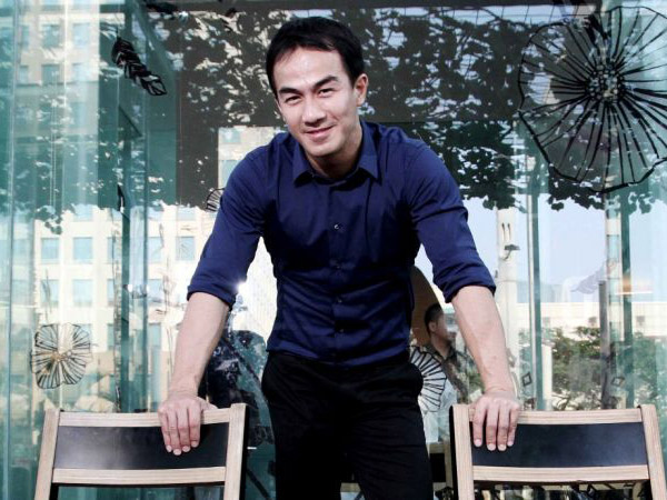 Joe Taslim Akan Hadir di ‘APAN Star Awards 2016’, Netizen Titip Salam untuk Artis Korea