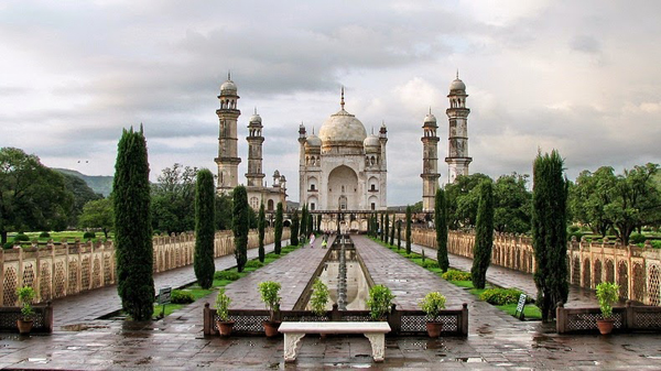 Taj Mahal Ternyata Punya Kembaran!