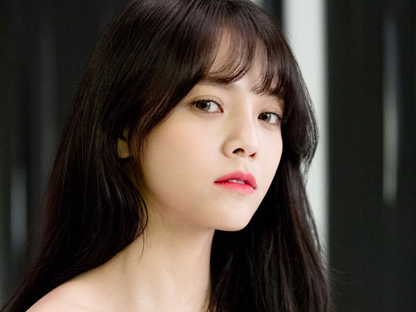 Terlihat Makin Kurus, Agensi AOA Pastikan Kesehatan Jimin Baik-baik Saja