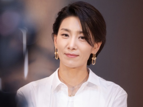 Kim Seo Hyung Ungkap Kesan Perankan Karakter Lesbian di Drama 'Mine'