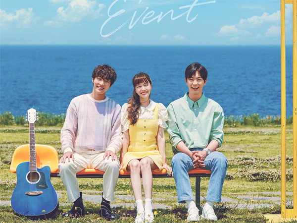 Minah Girl’s Day Liburan Bareng Mantan Pacar dan Gebetan Baru di Poster Drama