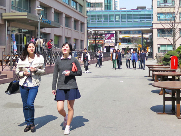 Cara Kasar Senior 'Didik' Junior di Kampus Korea Selatan Masih Merajalela
