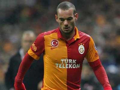 Inter Tak Ingin Sneijder Pindah Ke MU