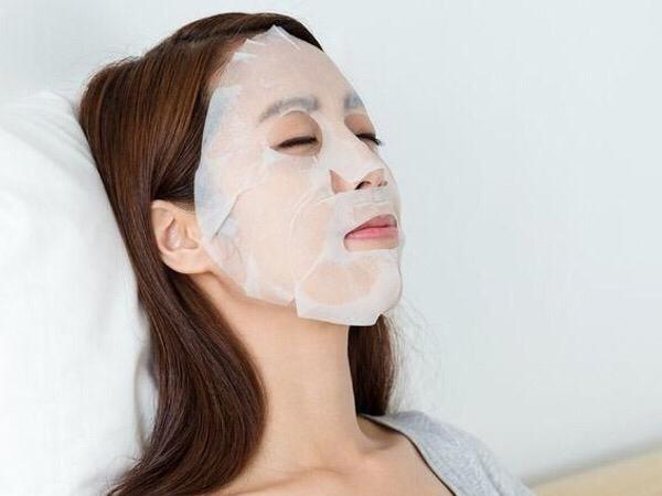 Sheet Mask Aman Digunakan Setiap Hari, Mitos atau Fakta?