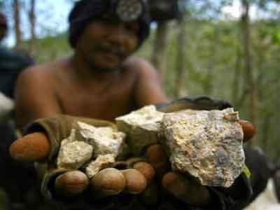 Wow, Gempa Bumi Bikin Emas Semakin Banyak