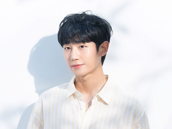 Jung Hae In Dipastikan Bintangi Drama Komedi Romantis Tahun Depan