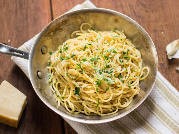 Cocok untuk Pemula, Yuk Coba Buat Sajian Pasta Paling Mudah Ini!