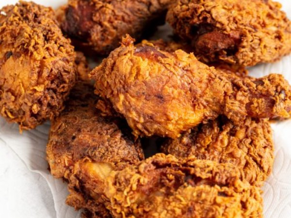 Penting! Inilah Cara Untuk Menghangatkan Fried Chicken Agar Tetap Renyah