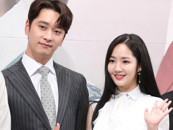 3 Kali Kerja Bareng, Ini Kata Park Min Young Soal Perkembangan Akting Chansung 2PM