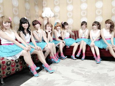 Wah, Girlband Indonesia Cherrybelle Pecahkan Rekor Muri!