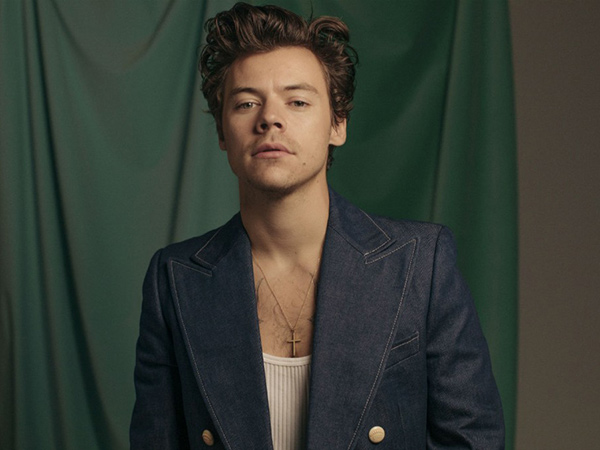 Harry Styles Dikonfirmasi Bintangi Film Thriller ‘Don’t Worry, Darling’