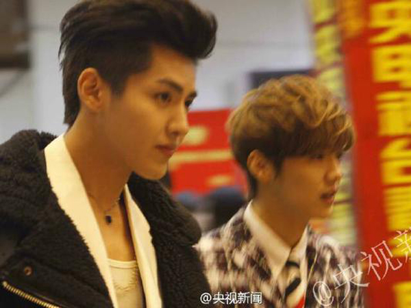 Ketika Kris Wu dan Luhan Kembali Bertemu Pertama Kali Setelah Hengkang dari EXO