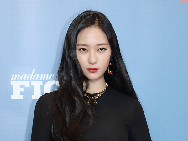 Krystal f(x) Menangkan Asia Style Awards Madame Figaro Fashion Gala di Cina