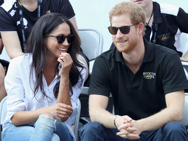 Selamat, Pangeran Harry dan Meghan Markle Resmi Bertunangan!