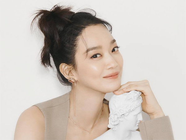 Shin Min Ah Tutup Tahun dengan Donasi ke Berbagai Institusi