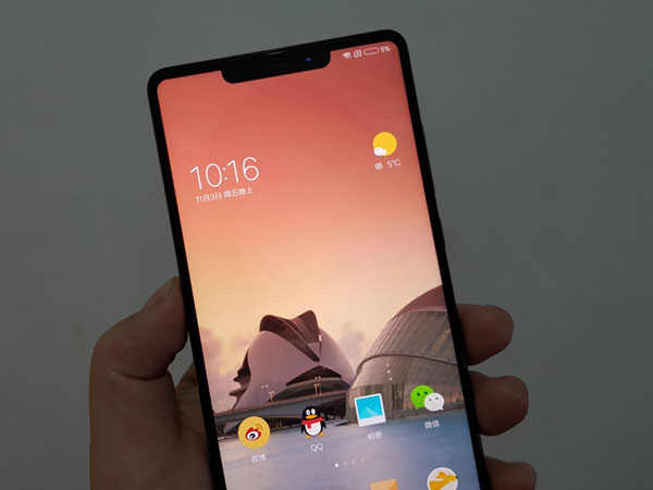 Beredar Bocoran Xiaomi Mi Mix 2s Punya Potongan Layar Mirip iPhone X