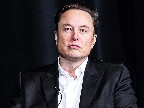 Elon Musk Sempat Kehilangan Gelar Orang Terkaya di Dunia