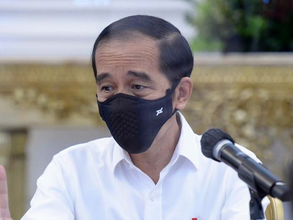 Duka Jokowi Atas Gugurnya 100 Dokter Pejuang COVID-19