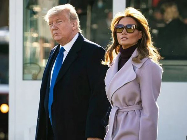 Tersenyum Saat Bersama Donald Trump, Teori Melania Trump Palsu Muncul Lagi