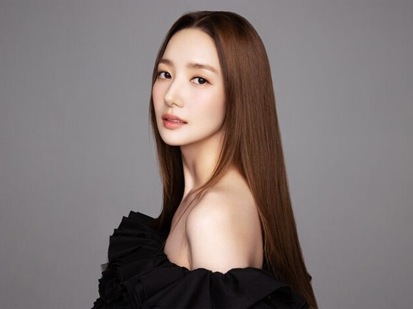 Park Min Young Bantah Terima Uang Hampir 3 Miliar dari Mantan Pacar